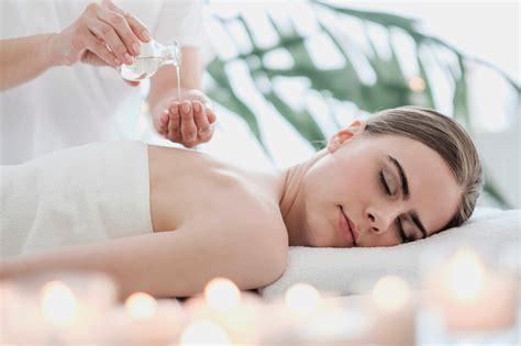 Massage sensuel complet du corps Massage érotique Mazargues